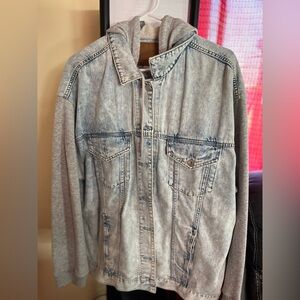 American Eagle Outfitters Blue and Gray Jean Jacket
